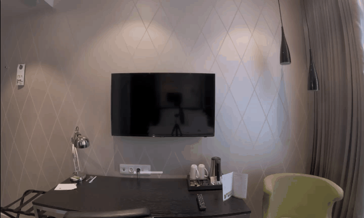 Designing for virtual and augmented reality